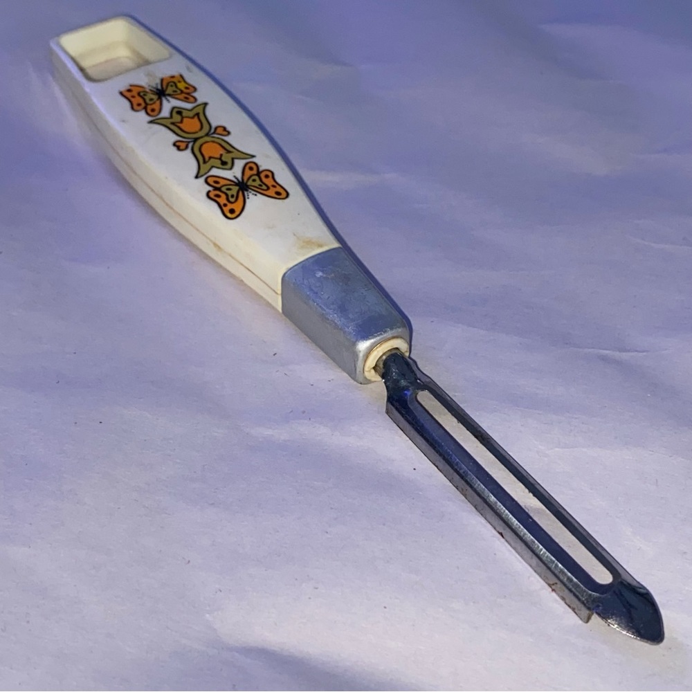 Vintage Vegetable Peeler